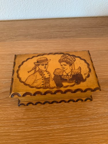 Alte holzschatulle gab - holzschatulle,