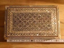 filigrane mittelgroße