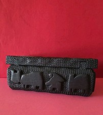 Geschnitzte Holzschatulle